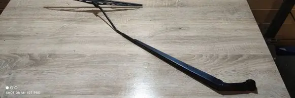 Toyota Corolla Verso AR10 Windshield/front glass wiper blade 1676
