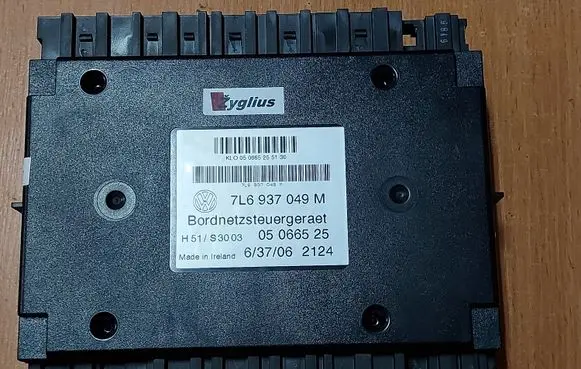 Volkswagen Touareg I Comfort/convenience module 7L6937049M
