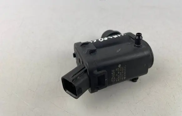 KIA Sportage Windscreen/windshield washer pump 98510R2000 98510-R2000