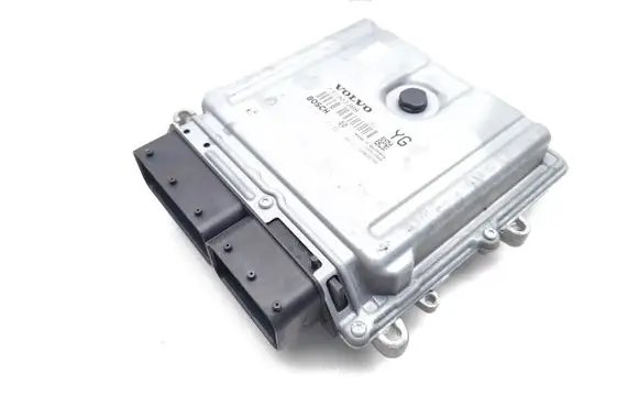Volvo XC70 Engine control unit/module 31303388 0281015286 1039S33755