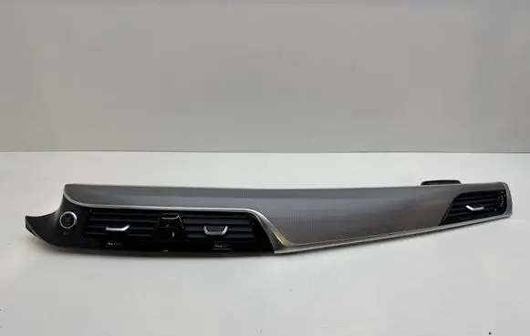 BMW 5 G30 G31 G38 Dashboard center trim panel 6835087