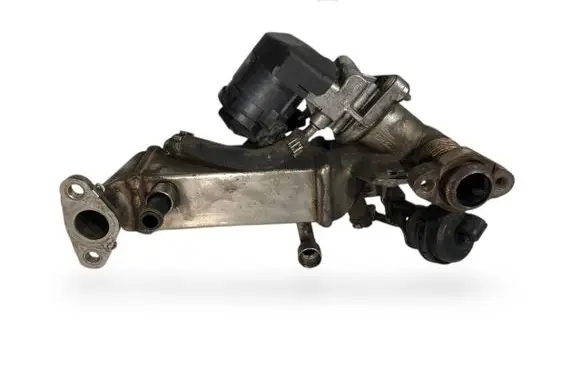 BMW 1 E81 E87 EGR valve cooler 7810166 7805447
