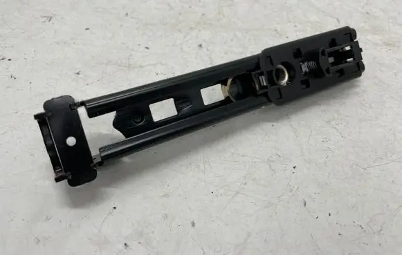 Mercedes-Benz E W212 Seat belt height adjuster A2128600088