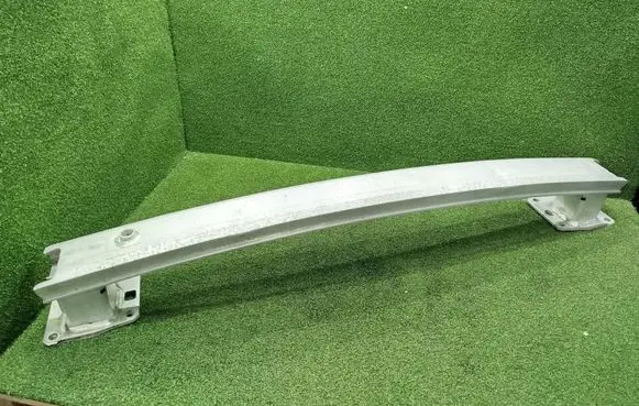 Peugeot 3008 II Rear bumper cross member 9677366080