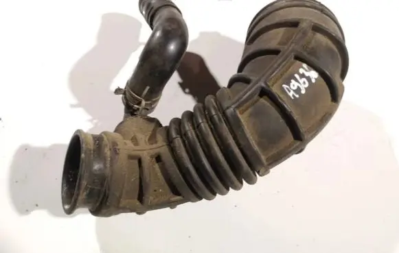 Opel Vectra C Air intake hose/pipe