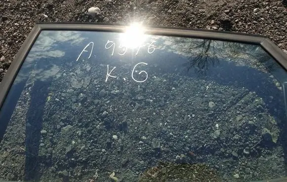 Seat Ibiza IV (6J,6P) Rear door window glass as2