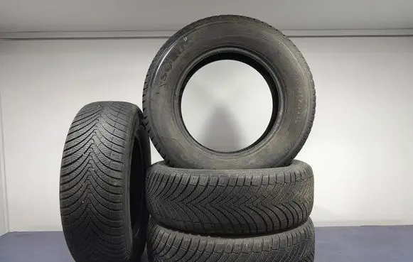 KIA Sorento R17 C winter tire 8808956298906