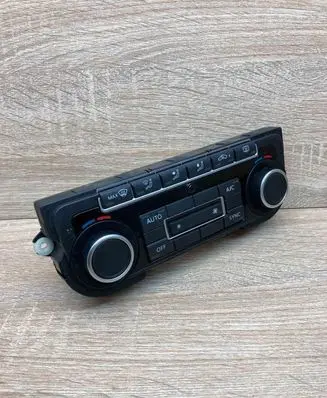 Volkswagen Tiguan Climate control unit 5K0907044GJ 5HB00974690