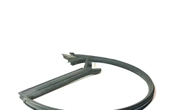 Audi A5 8T 8F Rubber seal front coupe door window 8T0845353 8T0845354