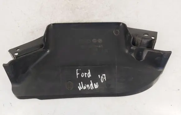 Other engine bay part