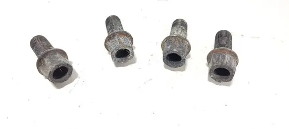 Audi A6 S6 C6 4F Nuts/bolts 