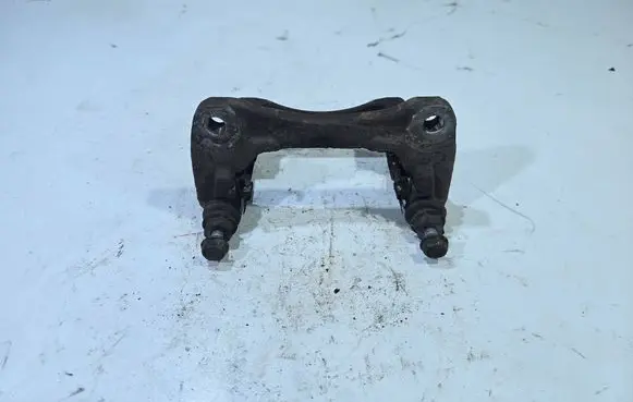 Toyota Prius (XW20) Front Brake Caliper Pad/Carrier ADVICS