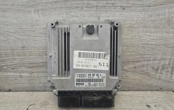 Audi A6 S6 C6 4F Engine control unit/module 4F0907401A