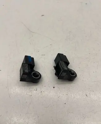 Citroen C4 II Picasso Airbag deployment crash/impact sensor 9800395680 640635700 17124HAC039GF