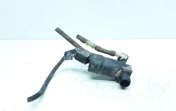 Volvo XC70 Windscreen/windshield washer pump 1S7117K624FE