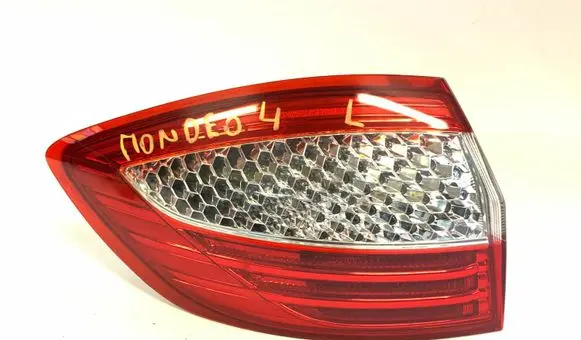 Ford Mondeo MK IV Rear/tail lights 7S7113405B