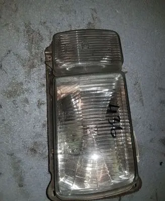 Volkswagen PASSAT B2 Headlight/headlamp 302124501 24576R20