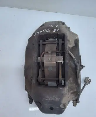 Volkswagen Touareg II Front brake caliper