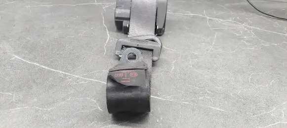 Renault Master II Front seatbelt