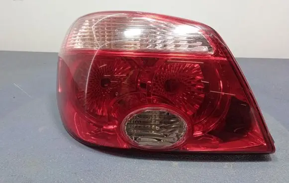 Mitsubishi Outlander Rear/tail lights 220-87685