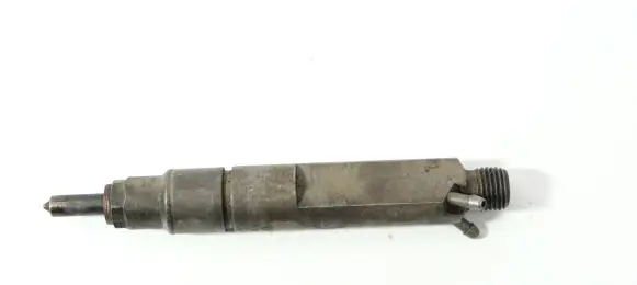 Audi A4 S4 B5 8D Fuel injector 028130201T