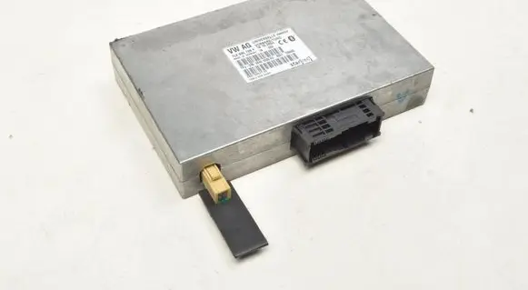 Volkswagen Touareg I Bluetooth control unit module 7L6035729F