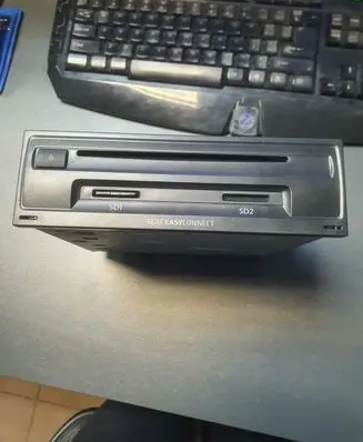 Seat Arona Navigation unit CD/DVD player 5F0035858C