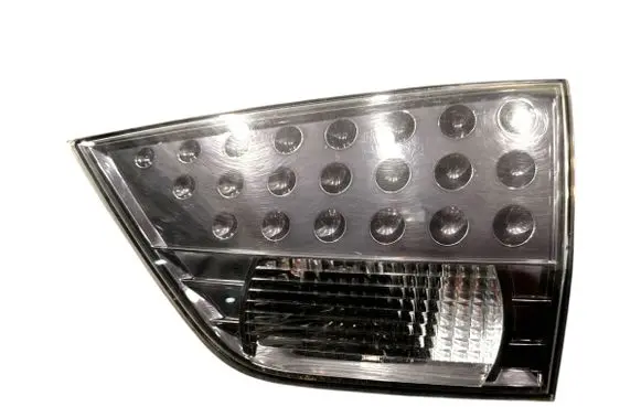 Mitsubishi Outlander Tailgate rear/tail lights 1146356R 1784 AER04D0