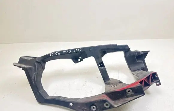 Mitsubishi Colt Headlight/headlamp mounting bracket MN105060