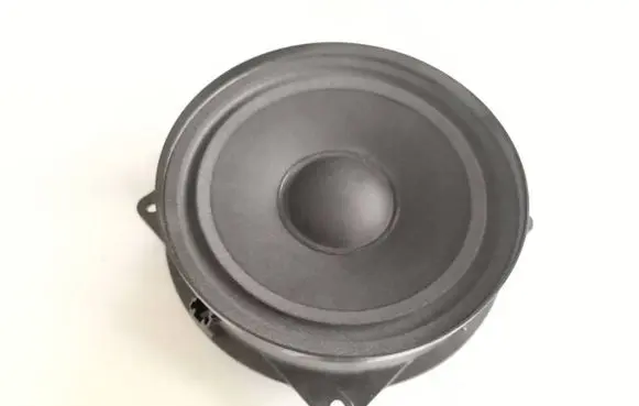 Alfa Romeo 147 Front door speaker