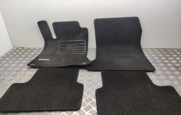 Mercedes-Benz A W176 Car floor mat set 