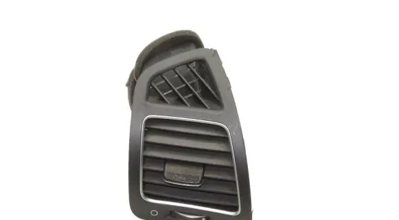 KIA Sorento Dashboard air vent grill cover trim 2P97490105