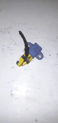 Volkswagen Golf V Airbag deployment crash/impact sensor 1K0955557A 0232ES08PNEX