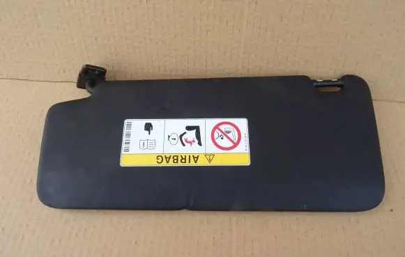 Mercedes-Benz GLA H247 Sun visor