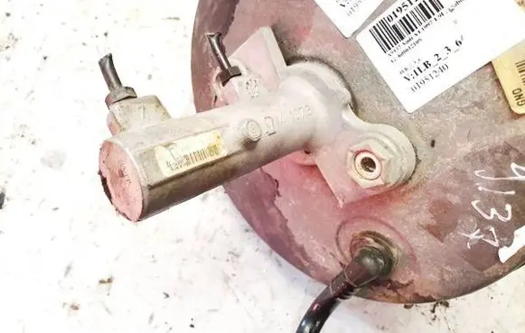 Audi A4 S4 B5 8D Master brake cylinder