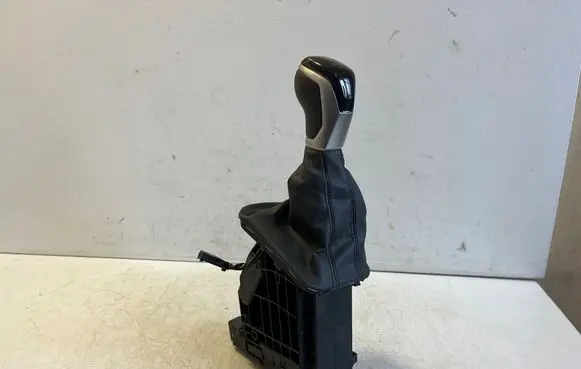 Volkswagen T-Roc Gear shifter/selector 5Q0713025A