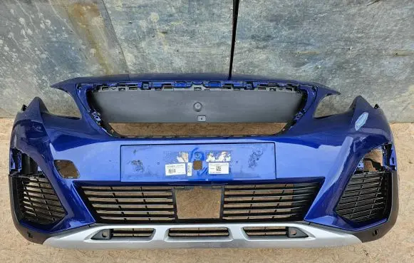 Peugeot 3008 II Front bumper 9615499077