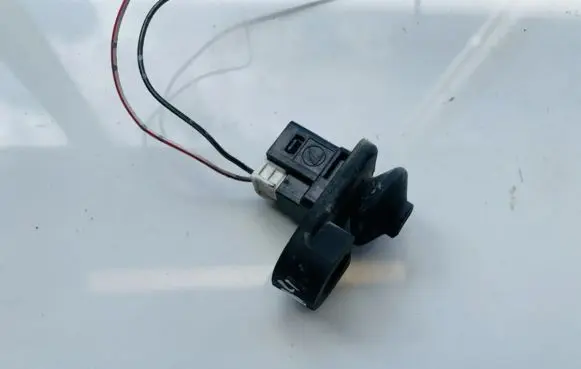 Subaru Legacy Front door sensor coupe 