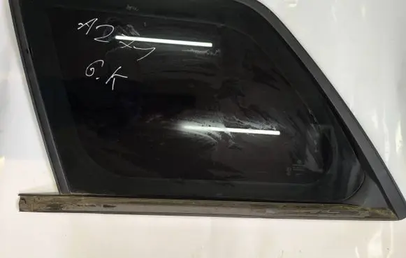 Jeep Grand Cherokee (WK) Rear side window 55396869AA 55396307AA