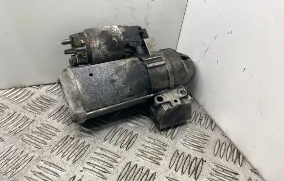 BMW 3 F30 F35 F31 Starter motor BCFE0121C01
