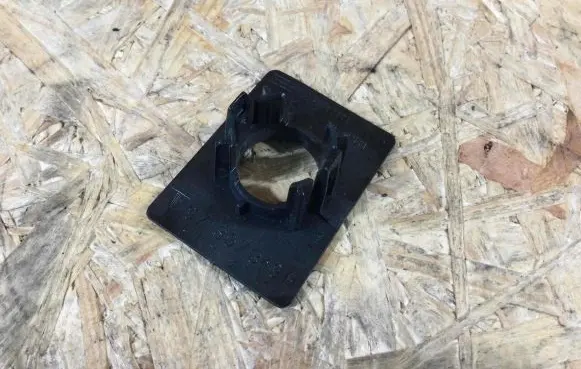 Porsche Panamera (971) Front parking sensor holder (PDC) 971807349b