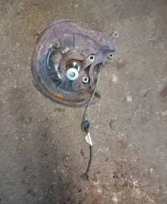 Seat Altea XL Rear wheel hub spindle/knuckle 