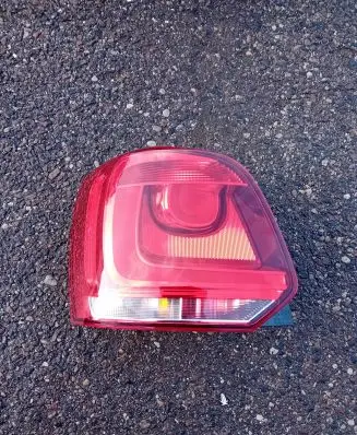Volkswagen Polo V 6R Rear/tail lights 6R0945095K 6R0945111B 4H0945095