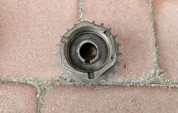 Opel Astra J Timing chain sprocket 55596894