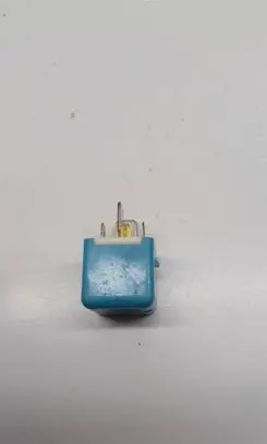 Lexus CT 200H Other relay 9098704010