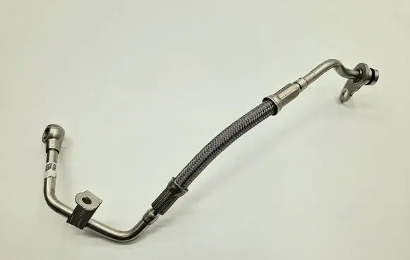 BMW M5 F90 Oil fill pipe 7934654 11427934654
