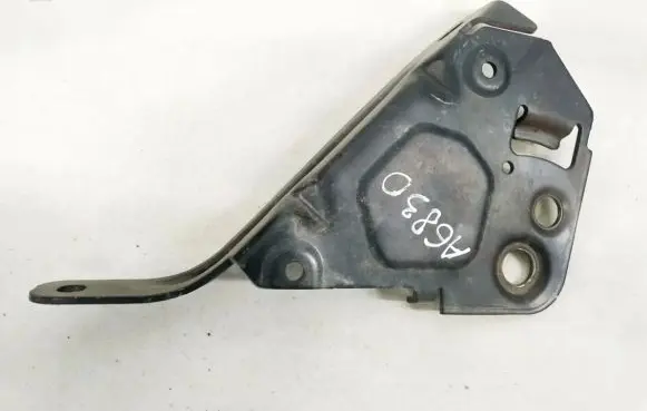 Opel Astra G Engine mounting bracket