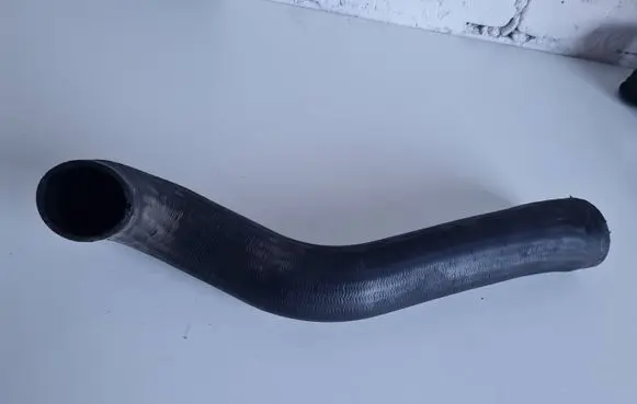 Iveco Daily 35.8 - 9 Intercooler hose/pipe