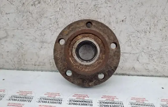 Volkswagen PASSAT B6 Rear wheel ball bearing 