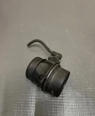 Volkswagen PASSAT CC Mass air flow meter